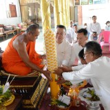 ร่วมโครงการ คาราวานบุญถวายเทียน งดเหล้าเข้าพรรษา ปี ๒๕๖๖ ณ ลานหน้าที่ว่าการอำเภอฝาง ต.เวียง อ.ฝาง จ.เชียงใหม่ และจัดพิธีถวายเทียนพรรษา ภายใต้โครงการส่งเสริมอนุรักษ์ประเพณีวันเข้าพรรษา ประจำปี ๒๕๖๖ (กิจกรรมถวายเทียนพรรษา)