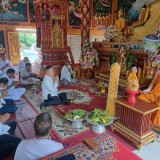 ร่วมโครงการ คาราวานบุญถวายเทียน งดเหล้าเข้าพรรษา ปี ๒๕๖๖ ณ ลานหน้าที่ว่าการอำเภอฝาง ต.เวียง อ.ฝาง จ.เชียงใหม่ และจัดพิธีถวายเทียนพรรษา ภายใต้โครงการส่งเสริมอนุรักษ์ประเพณีวันเข้าพรรษา ประจำปี ๒๕๖๖ (กิจกรรมถวายเทียนพรรษา)