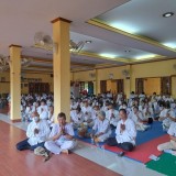 ร่วมโครงการ คาราวานบุญถวายเทียน งดเหล้าเข้าพรรษา ปี ๒๕๖๖ ณ ลานหน้าที่ว่าการอำเภอฝาง ต.เวียง อ.ฝาง จ.เชียงใหม่ และจัดพิธีถวายเทียนพรรษา ภายใต้โครงการส่งเสริมอนุรักษ์ประเพณีวันเข้าพรรษา ประจำปี ๒๕๖๖ (กิจกรรมถวายเทียนพรรษา)