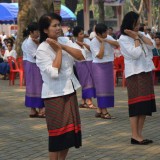 ประเพณีรดน้ำดำหัวผู้สูงอายุตำบลสันทราย