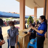 ฉีดวัคซีนป้องกันเชื้อไวรัส COVID-19 แก่ประชาชนที่ในพื้นที่อำเภอฝาง