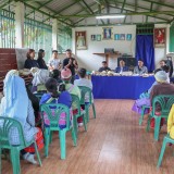 การประชุมประชาคมจัดทำแผนการฝึกอบรมพัฒนาอาชีพ กลุ่มวิสาหกิจชุมชนสตรีปกาเกอะญอ ณ บ้านห้วยงูใน หมู่ที่ ๕