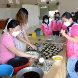 โครงการฝึกอบรมเชิงปฏิบัติการสมุนไพรไล่ยุง ของกลุ่มสตรีแม่บ้านตำบลสันทราย