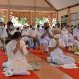 โครงการพัฒนาศักยภาพนักเรียนผู้สูงอายุ สูงวัยสุขภาพดี ชีวีแจ่มใส “กิจกรรมฝึกอบรมธรรมะกับการพัฒนาจิต ”