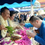 ร่วมพิธีสระเกล้าดำหัว นายอำเภอฝาง เนื่องในงานประเพณีสงกรานต์ ประจำปี ๒๕๖๖