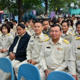 เทศบาลตำบลสันทรายร่วมพิธีถวายพระพรเนื่องในวันพ่อแห่งชาติ 5 ธันวาคม 2557