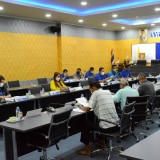 ประชุมคณะกรรมการพัฒนาท้องถิ่น เพื่อพิจารณาร่างแผนการดำเนินงานประจำปีงบประมาณ พ.ศ. ๒๕๖๖