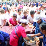 รดน้ำดำหัวผู้สูงอายุตำบลสันทราย ประจำปี 58