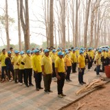 กิจกรรม Big cleaning day เก็บกวาดใบไม้ใส่เสวียน รดน้ำต้นไม้ และฉีดพ่นละอองฝอยสร้างความชุ่มชื่นในอากาศ เพื่อลดฝุ่นละอองขนาดเล็ก ( PM 2.5 )