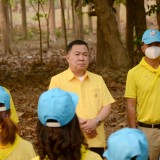 กิจกรรม Big cleaning day เก็บกวาดใบไม้ใส่เสวียน รดน้ำต้นไม้ และฉีดพ่นละอองฝอยสร้างความชุ่มชื่นในอากาศ เพื่อลดฝุ่นละอองขนาดเล็ก ( PM 2.5 )