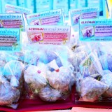 โครงการออกหน่วยเคลื่อนที่ อบจ.เชียงใหม่ บริการประชาชน ประจำปี 2558 และงานแสดงสินค้า otop และสร้างเสริมสุขภาพตำบลสุขภาวะ เทศบาลตำบลสันทราย อ.ฝาง จ.เชียงใหม่ 