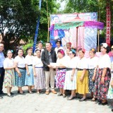 โครงการออกหน่วยเคลื่อนที่ อบจ.เชียงใหม่ บริการประชาชน ประจำปี 2558 และงานแสดงสินค้า otop และสร้างเสริมสุขภาพตำบลสุขภาวะ เทศบาลตำบลสันทราย อ.ฝาง จ.เชียงใหม่ 