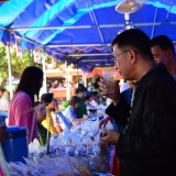 โครงการออกหน่วยเคลื่อนที่ อบจ.เชียงใหม่ บริการประชาชน ประจำปี 2558 และงานแสดงสินค้า otop และสร้างเสริมสุขภาพตำบลสุขภาวะ เทศบาลตำบลสันทราย อ.ฝาง จ.เชียงใหม่ 