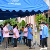 บริการฉีดวัคซีนป้องกันเชื้อไวรัส COVID-19 แก่ประชาชนในพื้นที่อำเภอฝาง