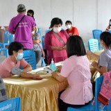 บริการฉีดวัคซีนป้องกันเชื้อไวรัส COVID-19 แก่ประชาชนในพื้นที่อำเภอฝาง