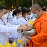 ร่วมกิจกรรมน้อมรำลึกในพระมหากรุณาธิคุณ เนื่องในวันคล้ายวันสวรรคต พระบาทสมเด็จพระบรมชนกาธิเบศร มหาภูมิพลอดุลยเดชมหาราช บรมนาถบพิตร