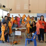 โครงการฝึกอบรมส่งเสริมและพััฒนาอาชีพผู้สูงอายุ กิจกรรมการทำโคมไฟล้านนา 