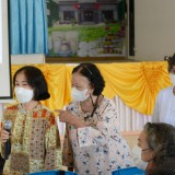 โครงการอบรมให้ความรู้ในการบริโภคอาหารที่ปลอดภัยต่อสุขภาพในผู้สูงวัย ของคณะกรรมการผู้สูงอายุตำบลสันทราย