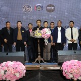 การมอบใบประกาศผลการประกวดการออกร้านนิทรรศการ งานฤดูหนาวและงาน OTOP ของดีอำเภอฝาง ประจำปี พ.ศ. ๒๕๖๙