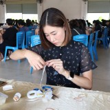 กิจกรรมฝึกอบรมและประดิษฐ์ดอกไม้จันทน์ เนื่องในพระราชพิธีถวายพระเพลิงพระบรมศพสมเด็จพระนางเจ้าสิริกิติ์พระบรมราชินีนาถ พระบรมราชชนนีพันปีหลวง 