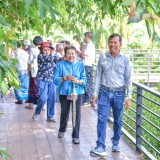 กิจกรรมแลกเปลี่ยนเรียนรู้นอกสถานที่ ของนักเรียนผู้สูงอายุ