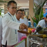 กิจกรรมหล่อเทียนพรรษา