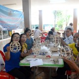 โครงการพัฒนาทักษะอาชีพในผู้สูงอายุตำบลสันทราย “กิจกรรมอบรมการทำโคมไฟล้านนา”