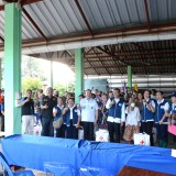 ร่วมมอบถุงยังชีพชุดธารน้ำใจ ช่วยเหลือผู้ประสบภัย