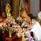 พิธีถวายเทียนพรรษา