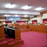 การประชุมสภาเทศบาลตำบลสันทราย เพื่อให้นายกเทศมนตรีตำบลสันทราย แถลงนโยบายต่อสภาฯ