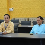  มอบเงินช่วยเหลือประชาชนด้านการเกษตร