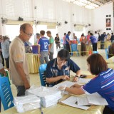 ส่งมอบหีบบัตรเลือกตั้ง บัตรเลือกตั้ง แบบพิมพ์ และวัสดุอุปกรณ์การเลือกตั้ง