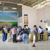 ส่งมอบหีบบัตรเลือกตั้ง บัตรเลือกตั้ง แบบพิมพ์ และวัสดุอุปกรณ์การเลือกตั้ง