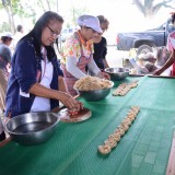 โครงการส่งเสริมอาชีพกลุ่มสตรีแม่บ้านตำบลสันทราย 