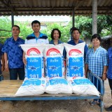อบป้ายและวัสดุอุปกรณ์สำหรับใช้ในการดำเนินกิจกรรมของจุดสาธิต