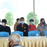 พิธีลงนามบันทึกข้อตกลงความร่วมมือ (MOU) การจัดการขยะมูลฝอยชุมชนโดยชุมชน และส่งมอบคืนถังขยะ ภายใต้โครงการจัดการขยะมูลฝอยแบบยั่งยืนสร้างตำบลน่าอยู่ ประจำปีงบประมาณ พ.ศ. ๒๕๖๔ จำนวน ๗ หมู่บ้าน