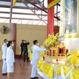 ร่วมพิธีวางพานพุ่มและถวายบังคม เนื่องในวันคล้ายวันบรมราชสมภพ พระบาทสมเด็จพระบรมชนกาธิเบศร มหาภูมิพลอดุลยเดชมหาราช บรมนาถบพิตร วันชาติ และวันพ่อแห่งชาติ ๕ ธันวาคม ๒๕๖๓
