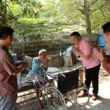 เยี่ยมเยียนผู้พิการ ผู้ป่วยติดเตียง ในพื้นที่ตำบลสันทราย