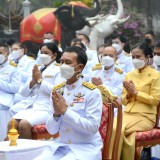 พิธีวางพานพุ่มดอกไม้และพิธีถวายบังคมวันพ่อแห่งชาติ ๕ ธันวาคม ๒๕๖๕