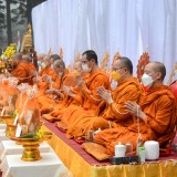 พิธีวางพานพุ่มดอกไม้และพิธีถวายบังคมวันพ่อแห่งชาติ ๕ ธันวาคม ๒๕๖๕