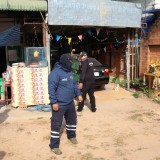 ปรับปรุงภูมิทัศน์ และจัดระเบียบป้ายข้างทางถนนสายหลักและสายรอง