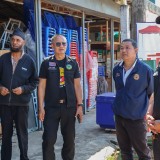 ปรับปรุงภูมิทัศน์ และจัดระเบียบป้ายข้างทางถนนสายหลักและสายรอง