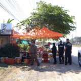 ปรับปรุงภูมิทัศน์ และจัดระเบียบป้ายข้างทางถนนสายหลักและสายรอง