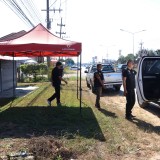 ปรับปรุงภูมิทัศน์ และจัดระเบียบป้ายข้างทางถนนสายหลักและสายรอง