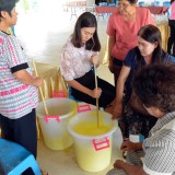 โครงการส่งเสริมและพัฒนาอาชีพผู้พิการ (กิจกรรมฝึกอบรมการทำน้ำยาล้างจาน)