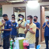 กิจกรรมสระเกล้าดำหัวปี๋ใหม่เมือง เพื่อขอขมา คาราวะและขอพรจากนายกเทศมนตรี และปลัดเทศบาลตำบลสันทราย เพื่อสืบฮีตสานฮอยป๋าเวณีปี๋ใหม่เมือง