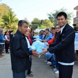 โครงการแจกผ้าห่มกันหนาวผู้ประสบภัยหนาว