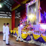  ร่วมพิธีวางพานพุ่มถวายราชสักการะและจุดเทียนถวายพระพรชัยมงคล เนื่องในโอกาสวันเฉลิมพระชนมพรรษา สมเด็จพระนางเจ้าสุทิดา พัชรสุธาพิมลลักษณ พระบรมราชินี