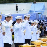 พิธีถวายดอกไม้จันทน์ พระราชพิธีถวายพระเพลิงพระบรมศพพระบาทสมเด็จพระปรมินทรมหาภูมิพลอดุลยเดช บรมนาถบพิตร