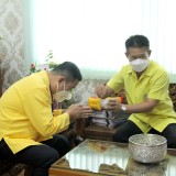 ประเพณีสระเกล้าดำหัวปี๋ใหม่เมือง เพื่อขอขมาและขอพรจากท่านนายอำเภอฝาง
